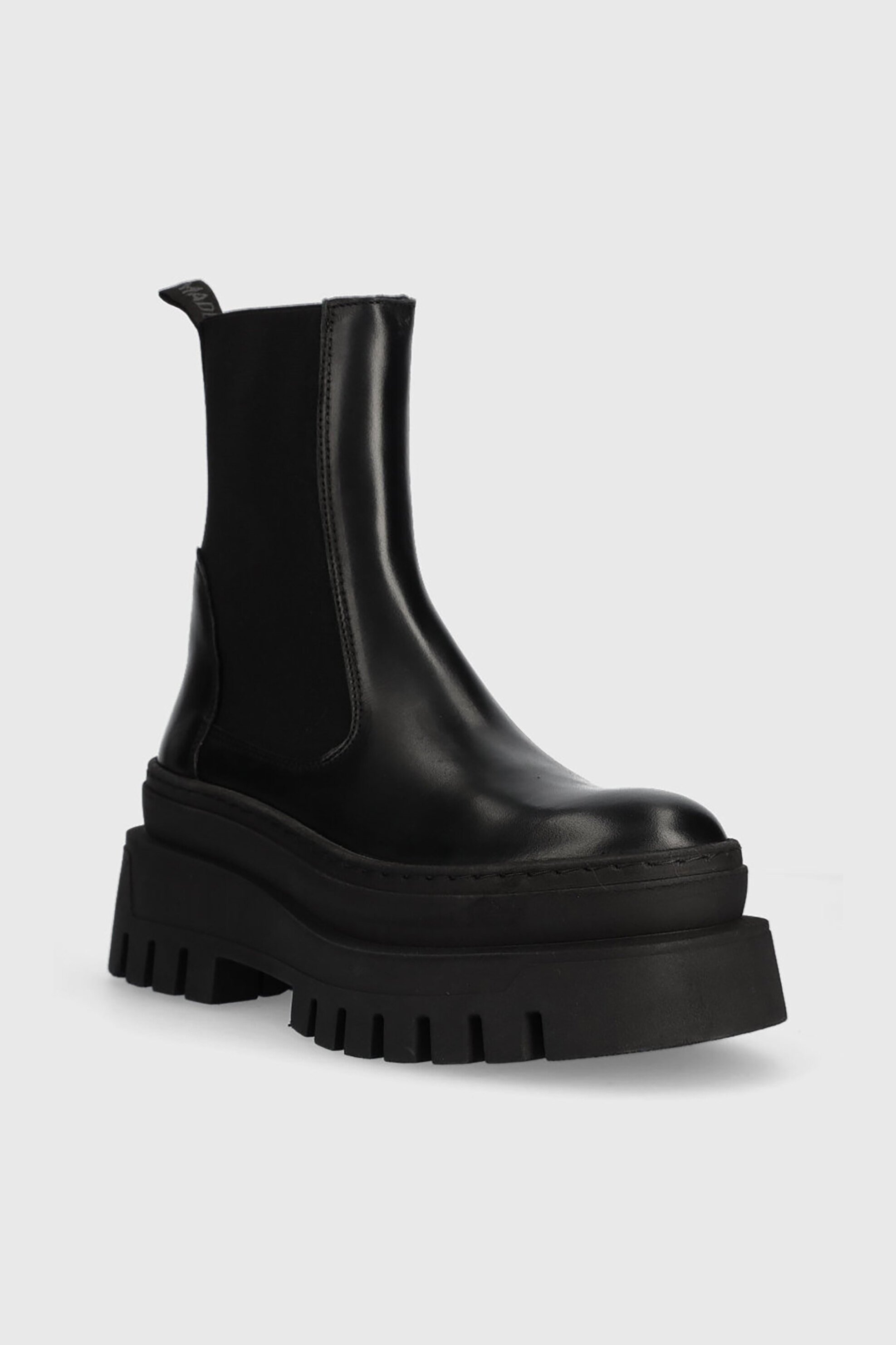Steve Madden γυναικεία δερμάτινα μποτάκια Chelsea 