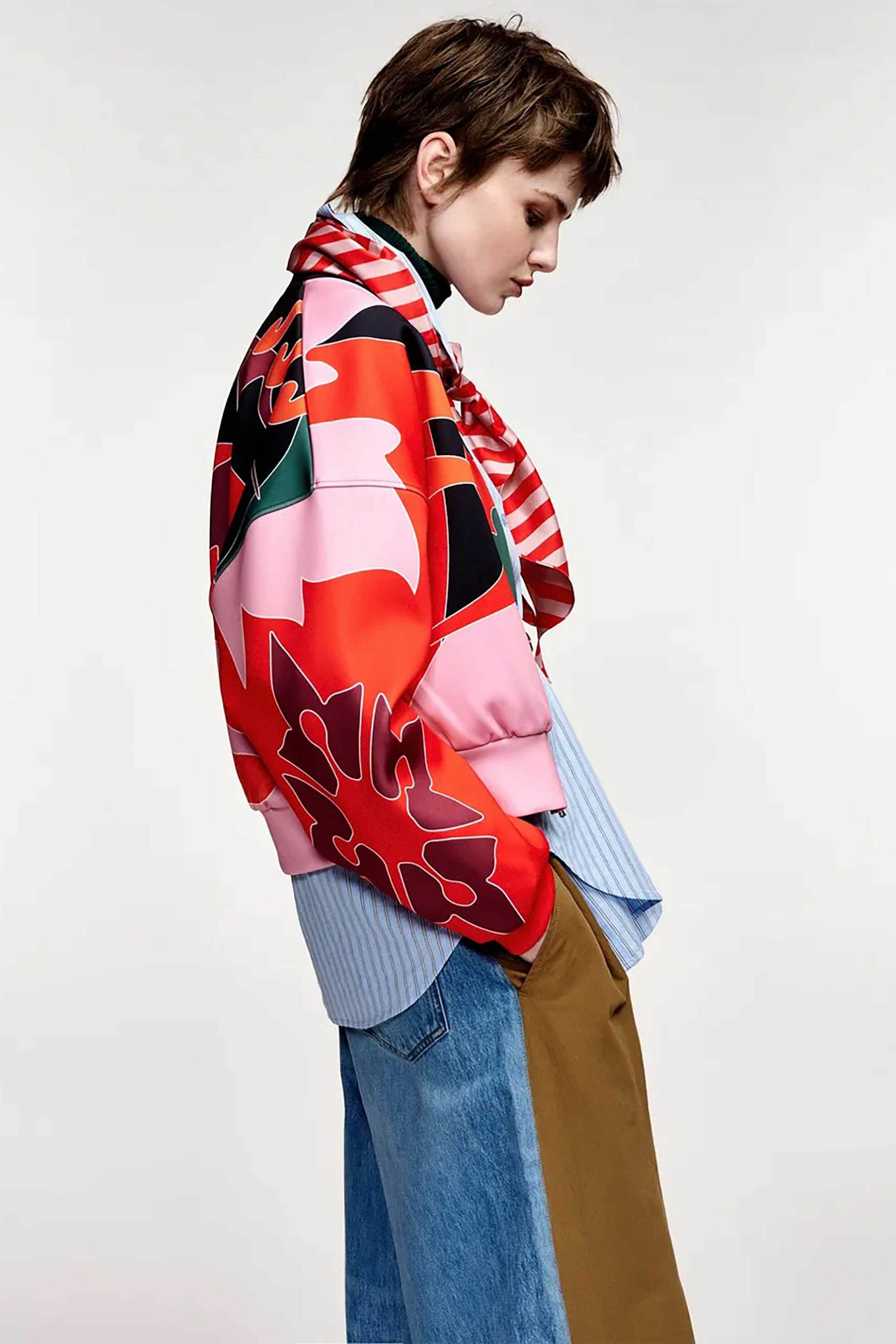 Essentiel Antwerp γυναικείο bomber jacket με abstract floral print 