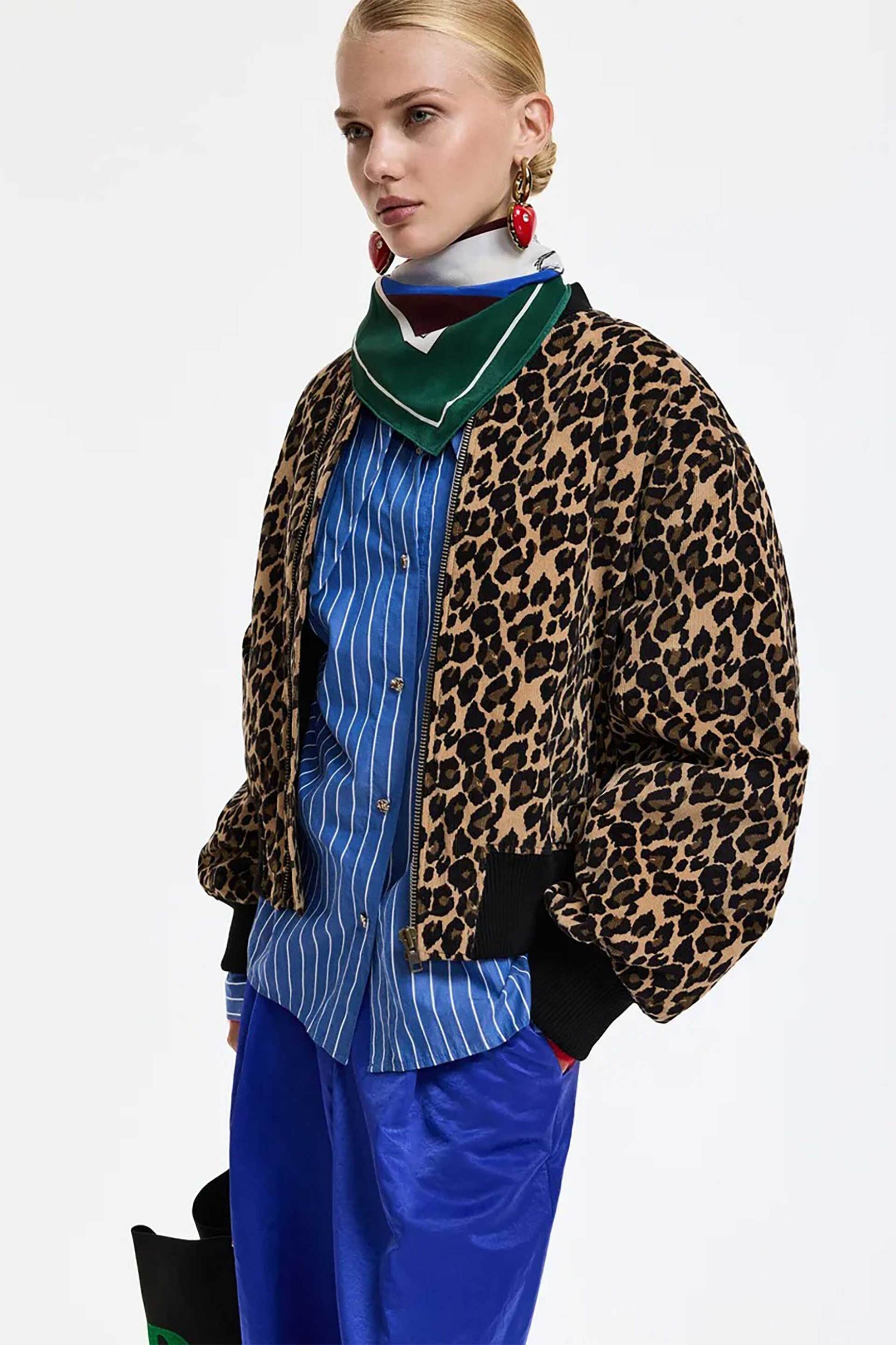 Essentiel Antwerp γυναικείο bomber jacket με animal print 