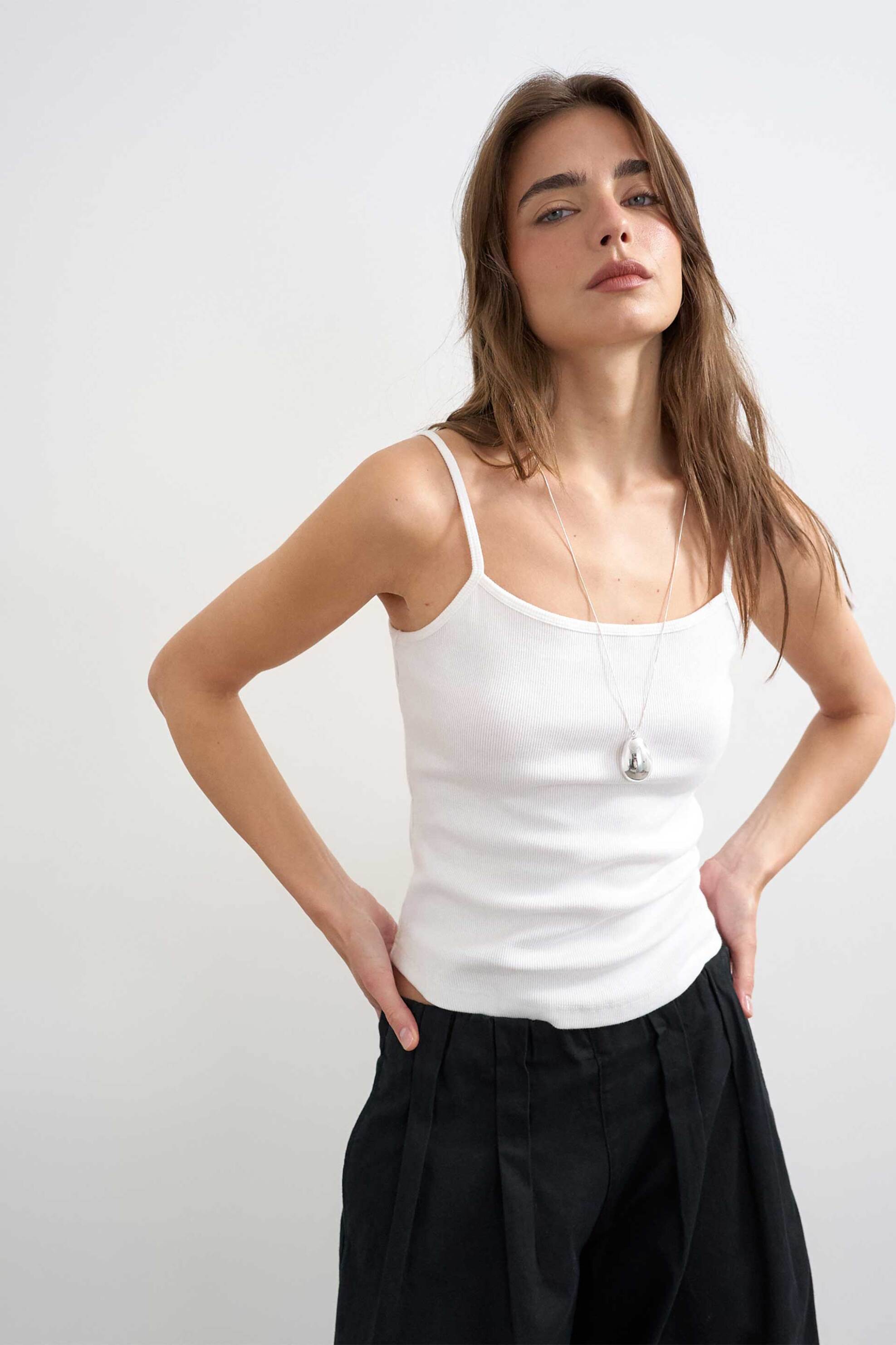 Topshop γυναικείο τοπ αμάνικο "Alfrida" - 31001060 Λευκό