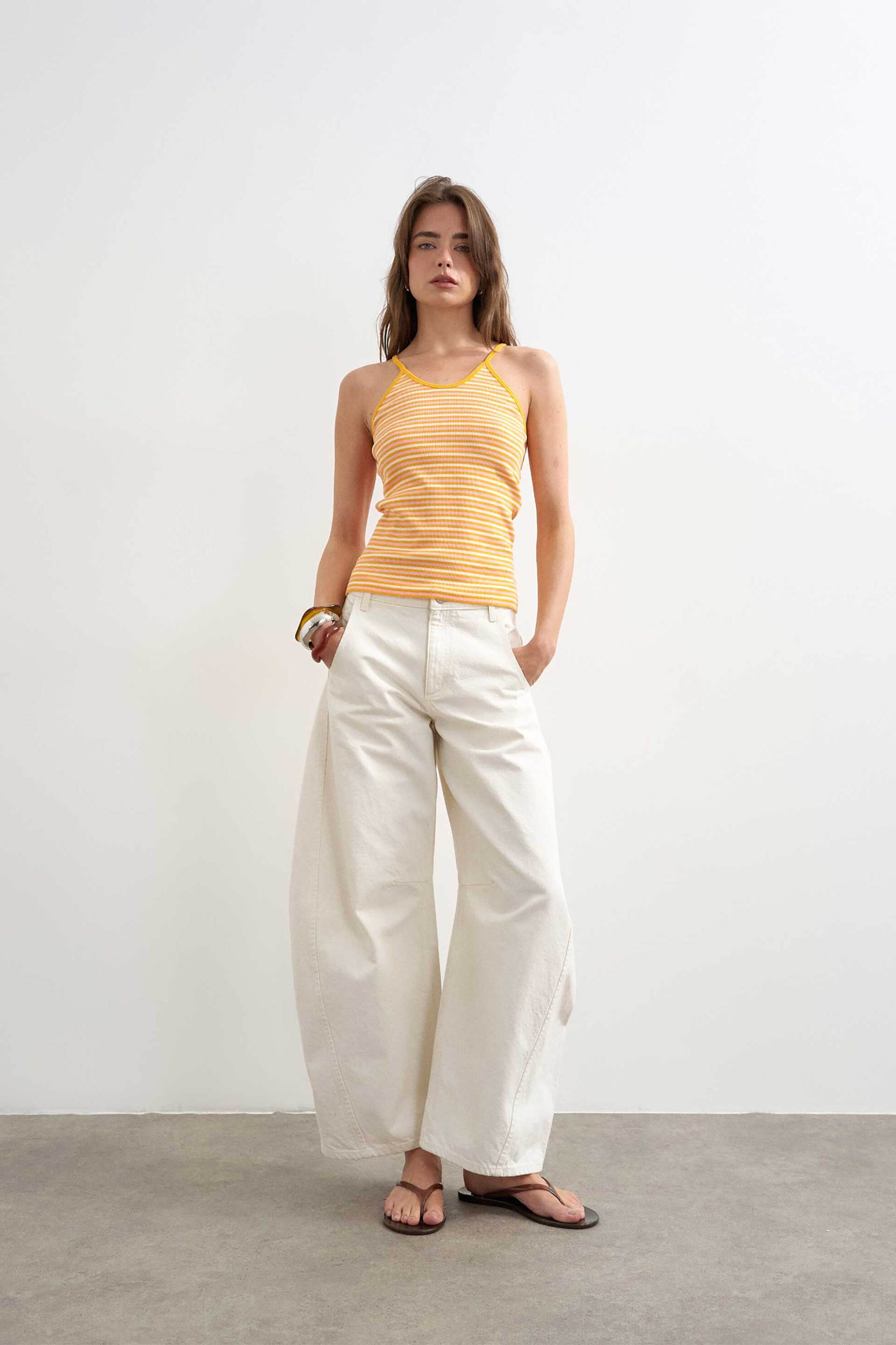 Topshop γυναικείο τοπ αμάνικο "Alfrida" - 31001060 Πορτοκαλί