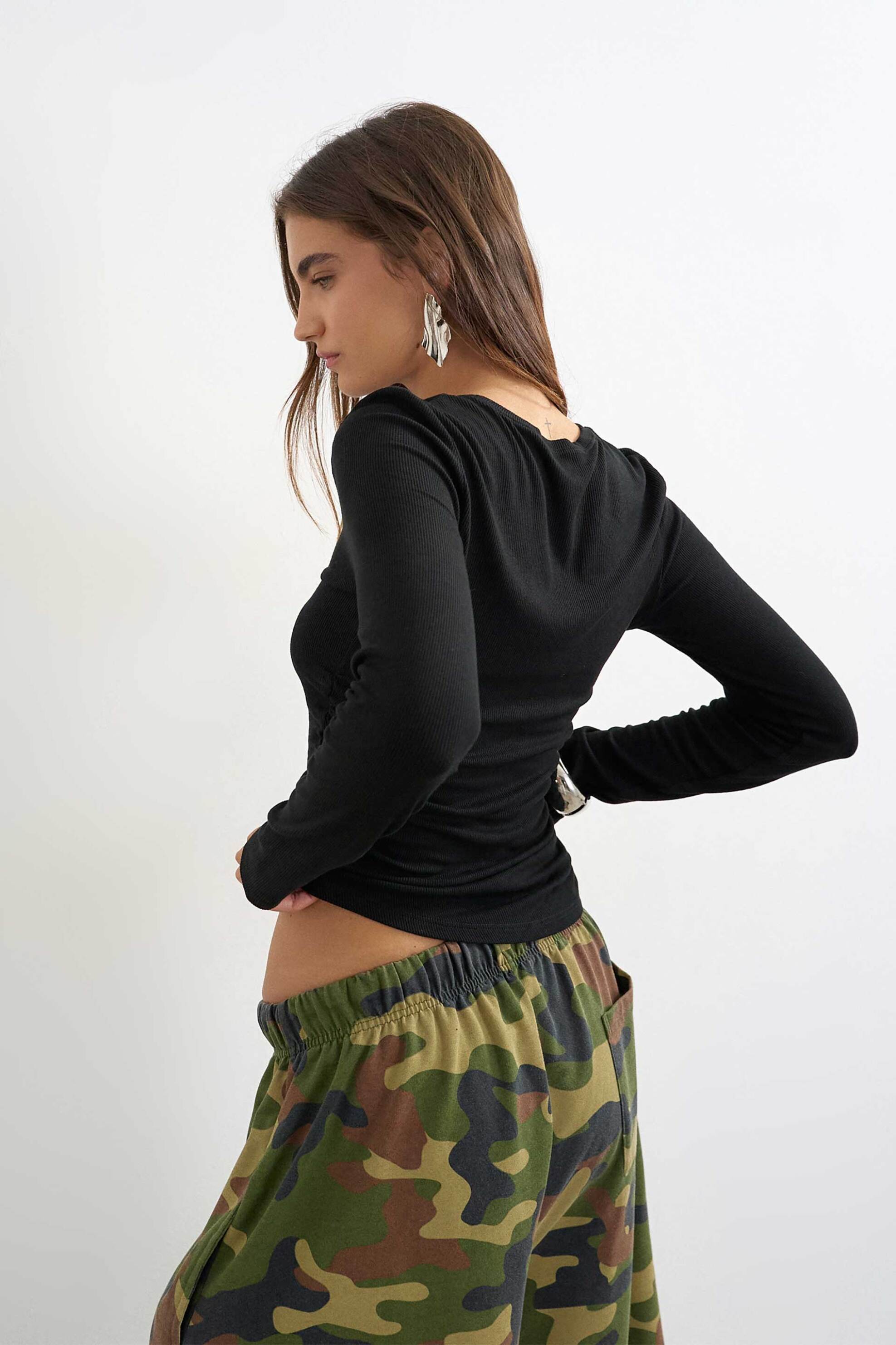 TOPSHOP Topshop γυναικεία μπλούζα με ασύμμετρο κάτω μέρος "Ria" - 31001439 Μαύρο - 4