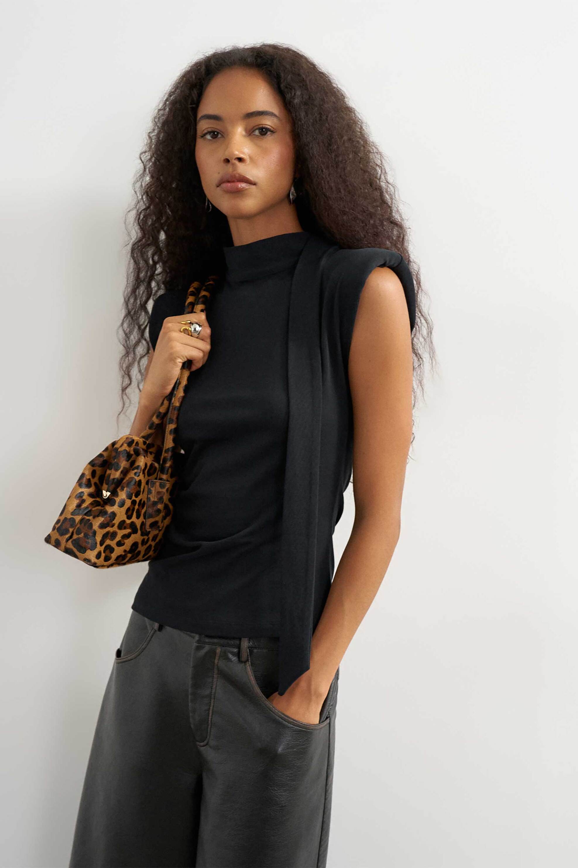 Topshop γυναικείο τοπ με βάτες 