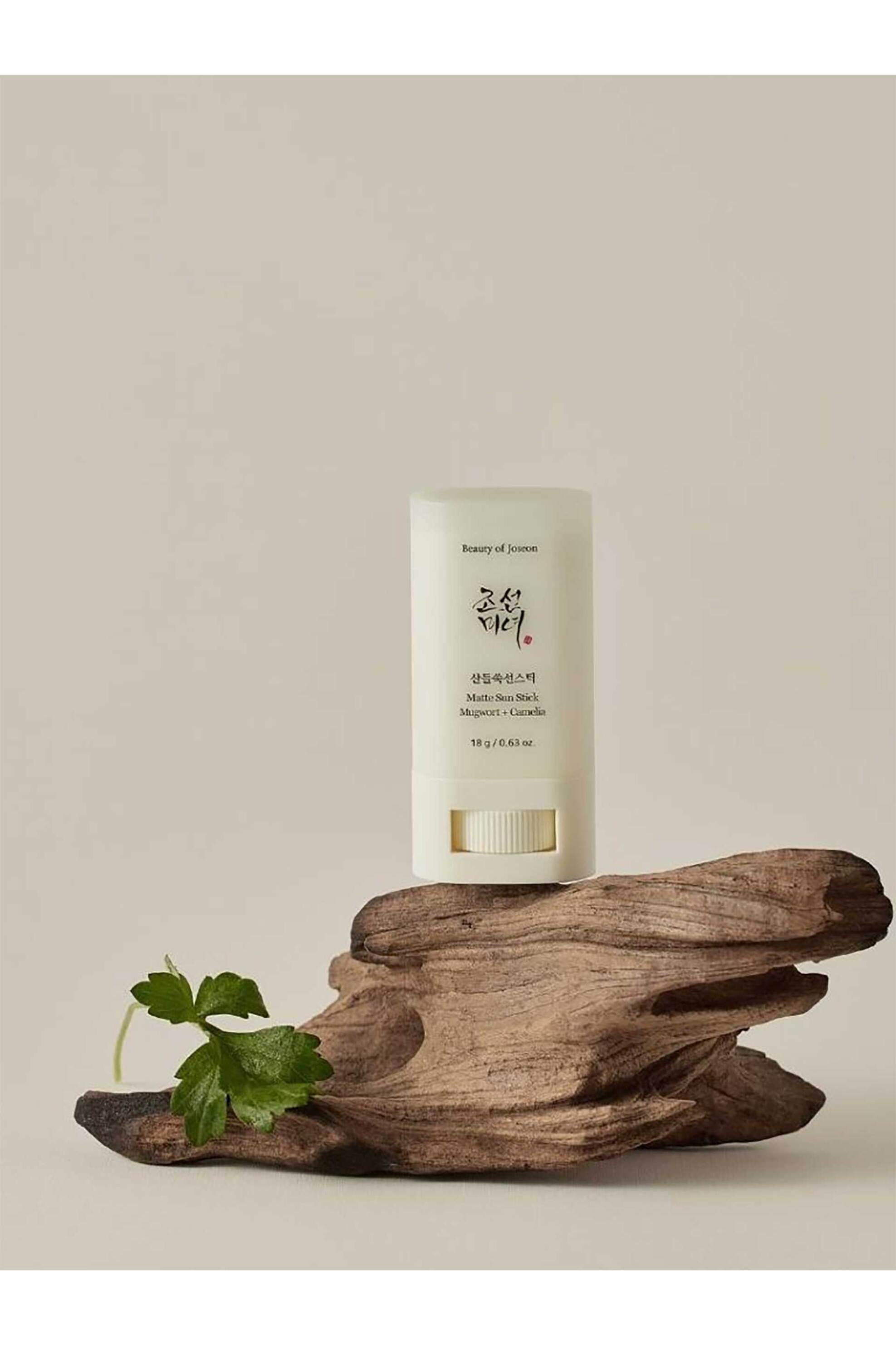 Beauty Of Joseon Matte Sun Stick Mugwort & Camelia Spf 50 Pa++++ - Ματ Αντηλιακό Στικ Με Αρτεμίσια 18 gr - 8809864766884 φωτογραφία