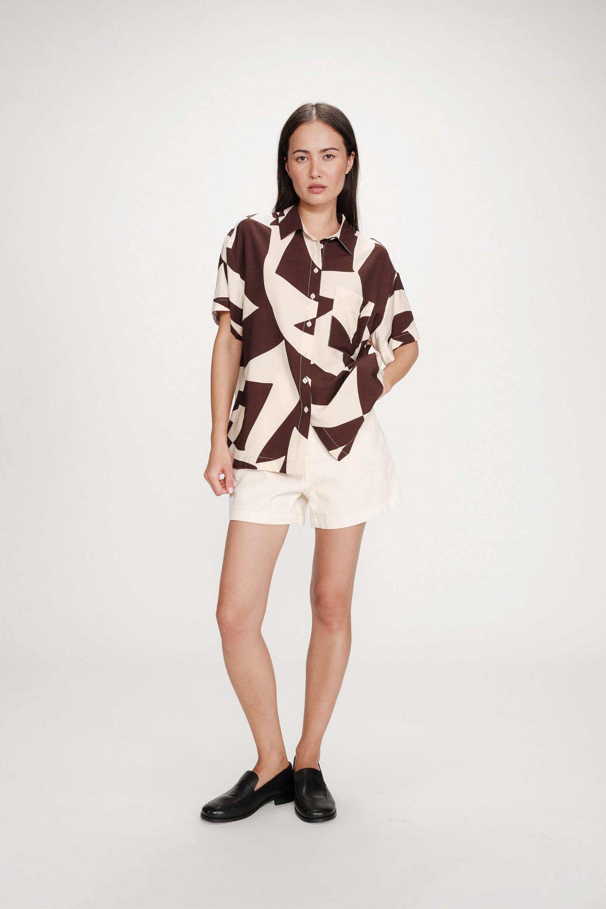 Grace & Mila γυναικείο πουκάμισο με all-over print Regular Fit "Veil" - VEIL/SS26 Καφέ