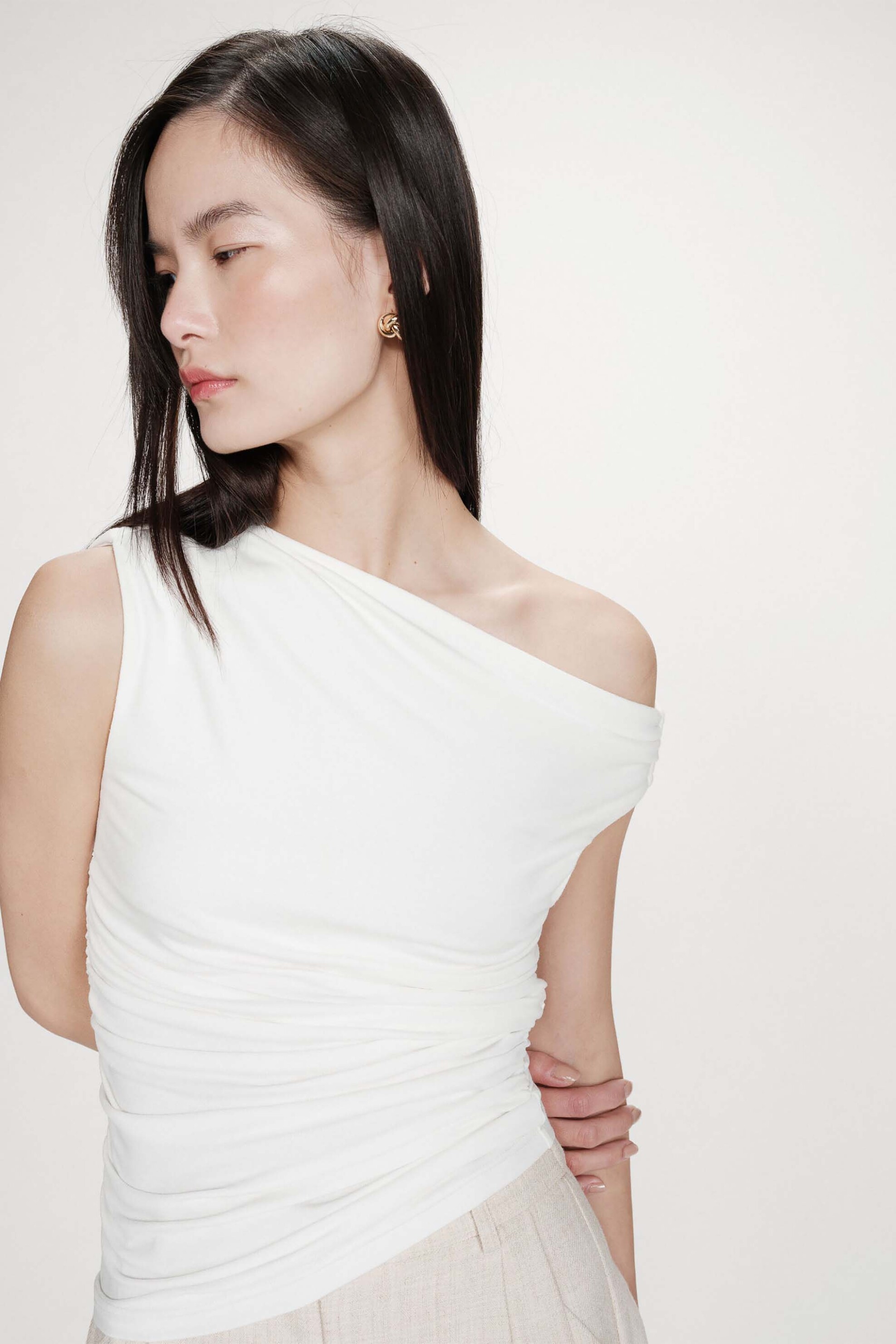 GRACE & MILA Grace & Mila γυναικεία αμάνικη μπλούζα off shoulder "Vodia" - VODIA/SS26 Κρέμ - 2