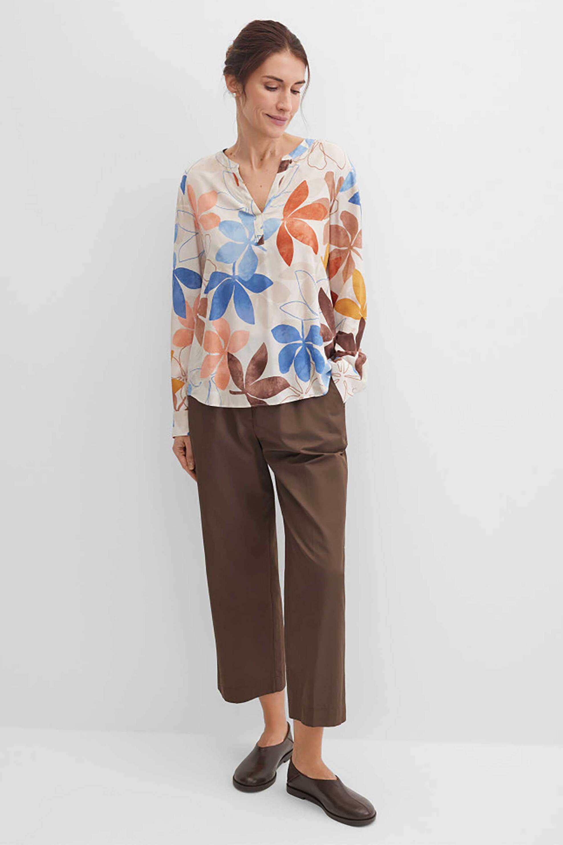 GERRY WEBER Gerry Weber γυναικεία μπλούζα με V και floral print - N61019393046 Μπεζ - 3