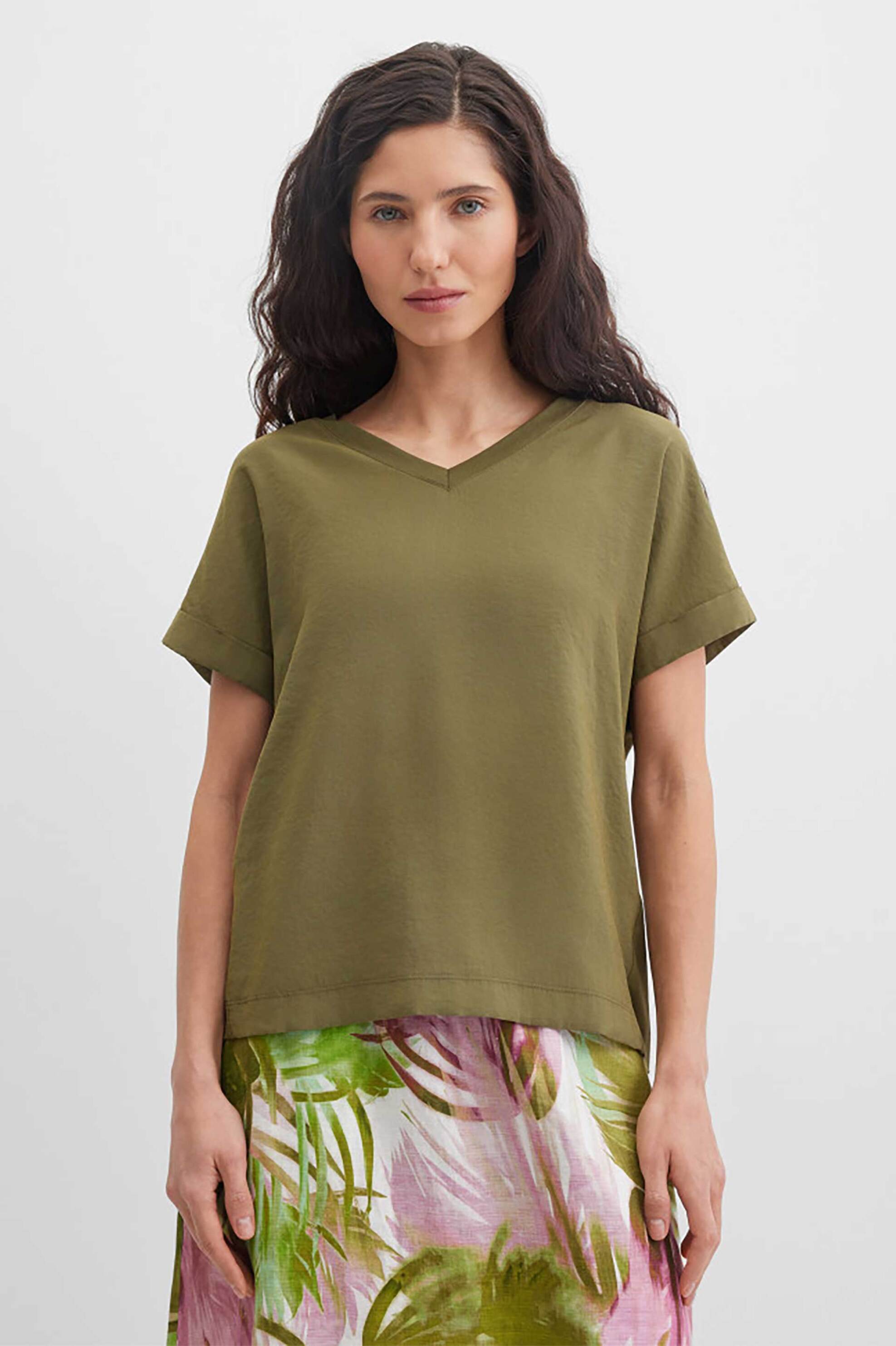 Gerry Weber γυναικείο T-shirt μονόχρωμο με V - N61258174040 Λαδί