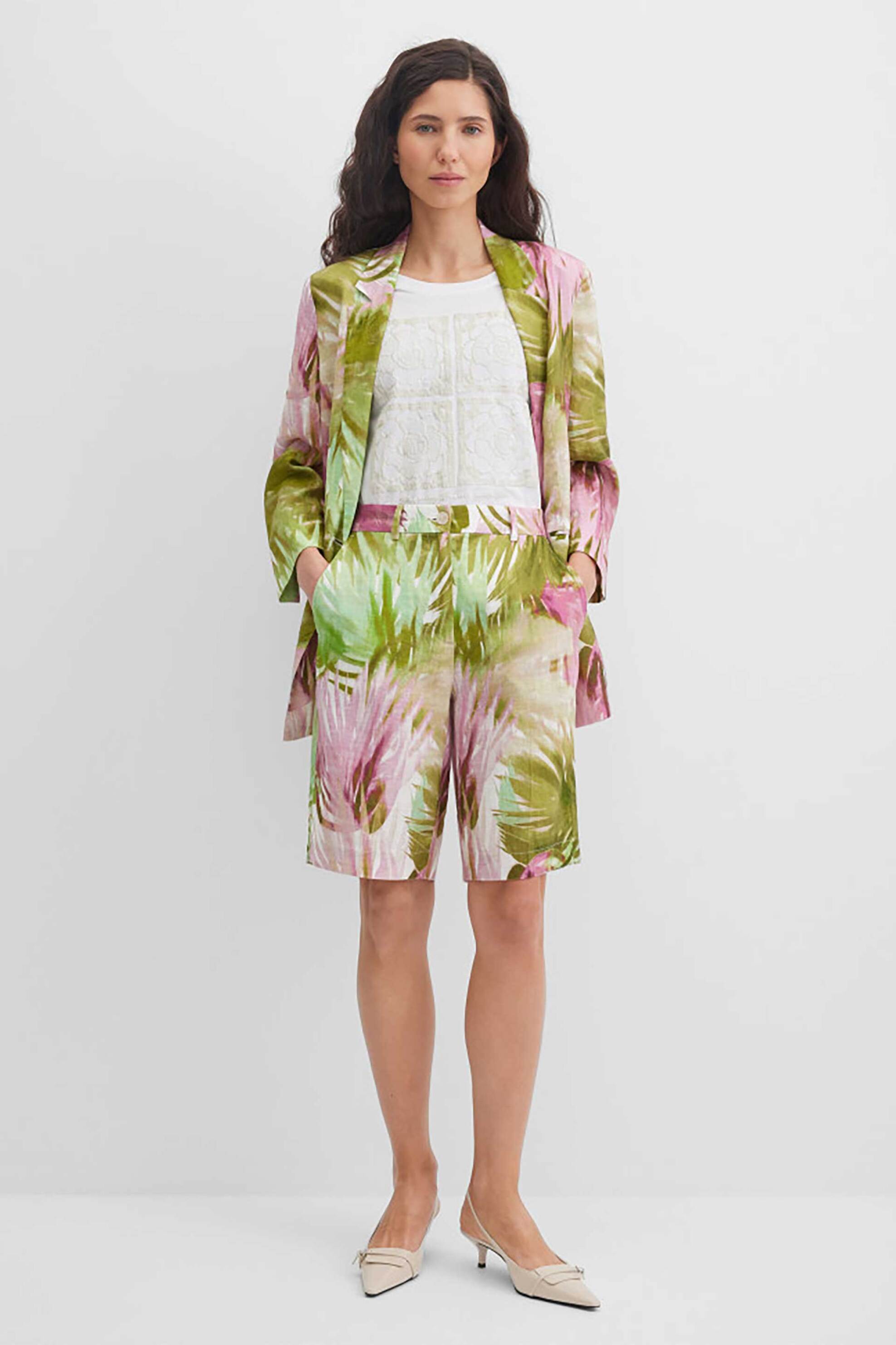 Gerry Weber γυναικεία λινή βερμούδα με floral print Loose Straight Cut - N67203630040 Πράσινο
