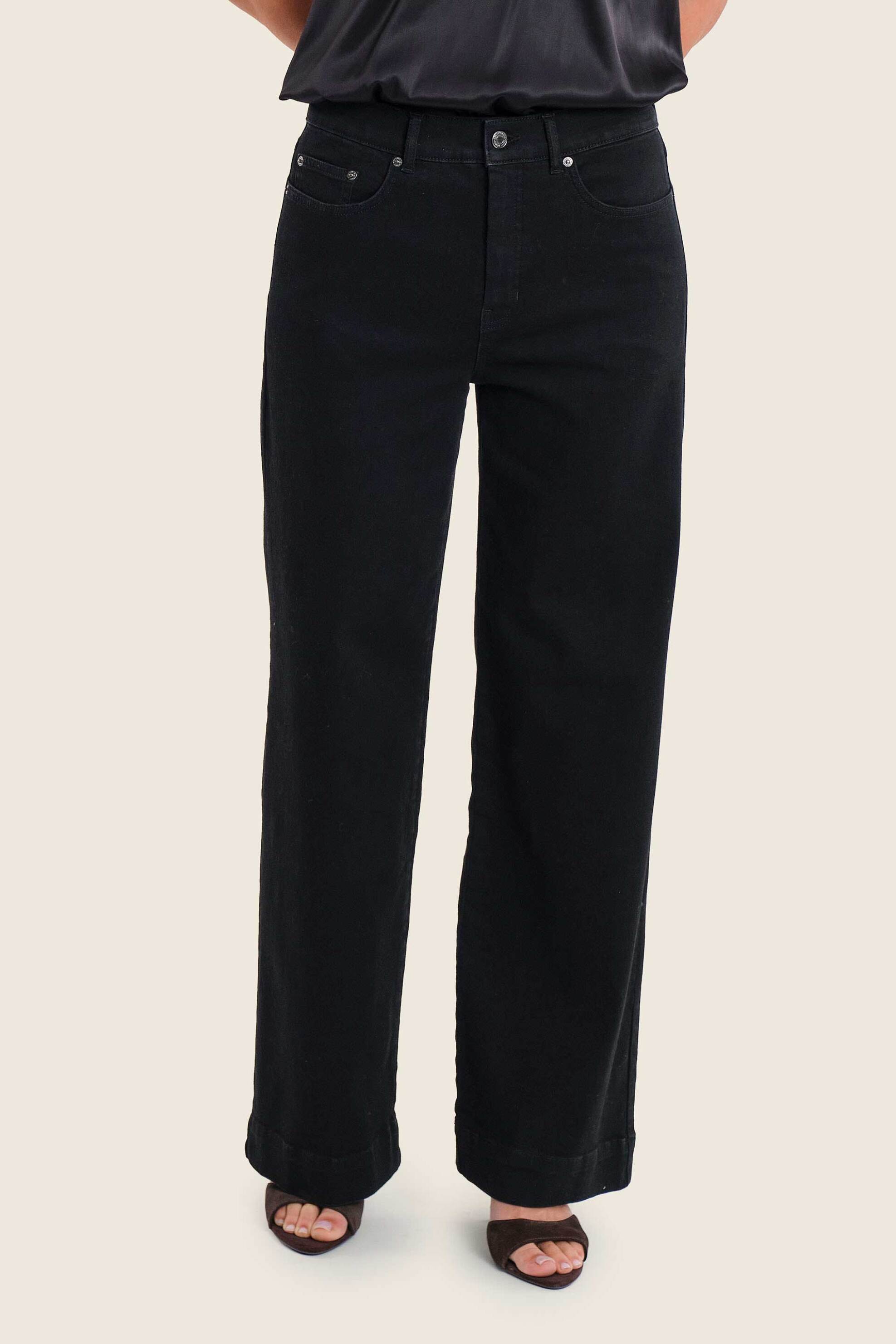 Gerry Weber γυναικείο denim παντελόνι πεντάτσεπο Wide Fit - N77003689038 Μαύρο