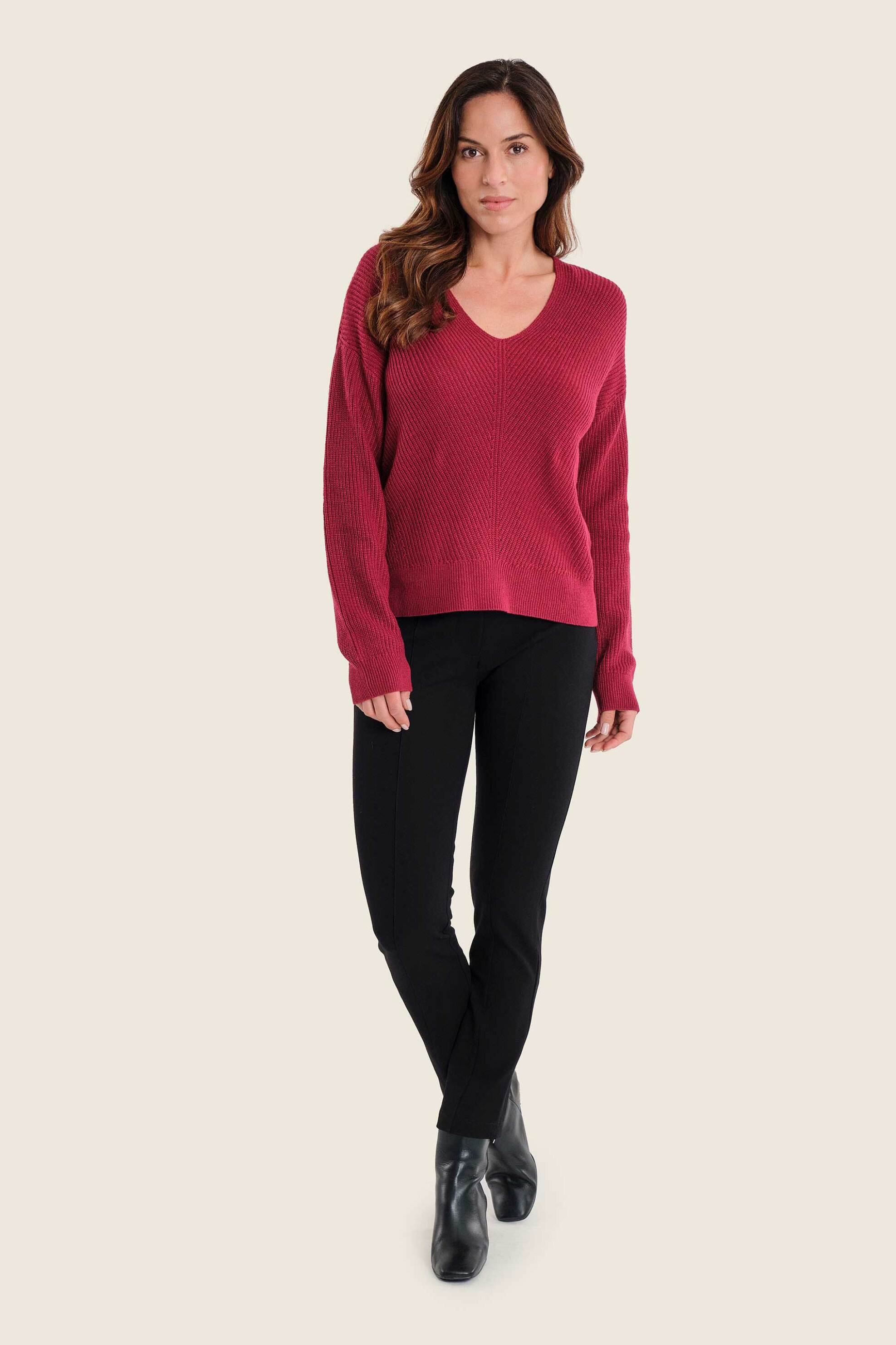 Gerry Weber γυναικείο παντελόνι με διακοσμητικές ραφές Slim Straight Fit - N77411120038 Μαύρο