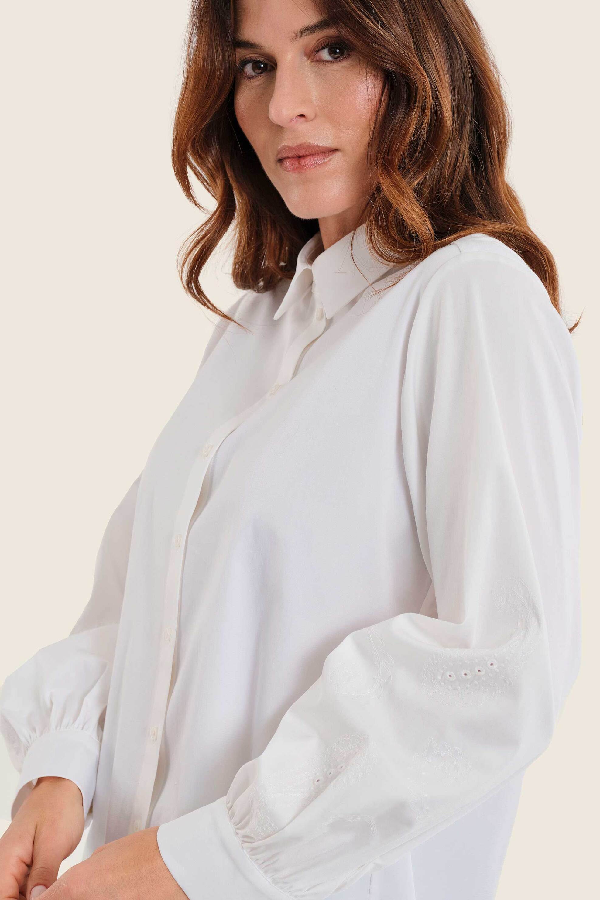 Gerry Weber γυναικείο πουκάμισο με κεντήματα στα μανίκια - N71015102038 Λευκό