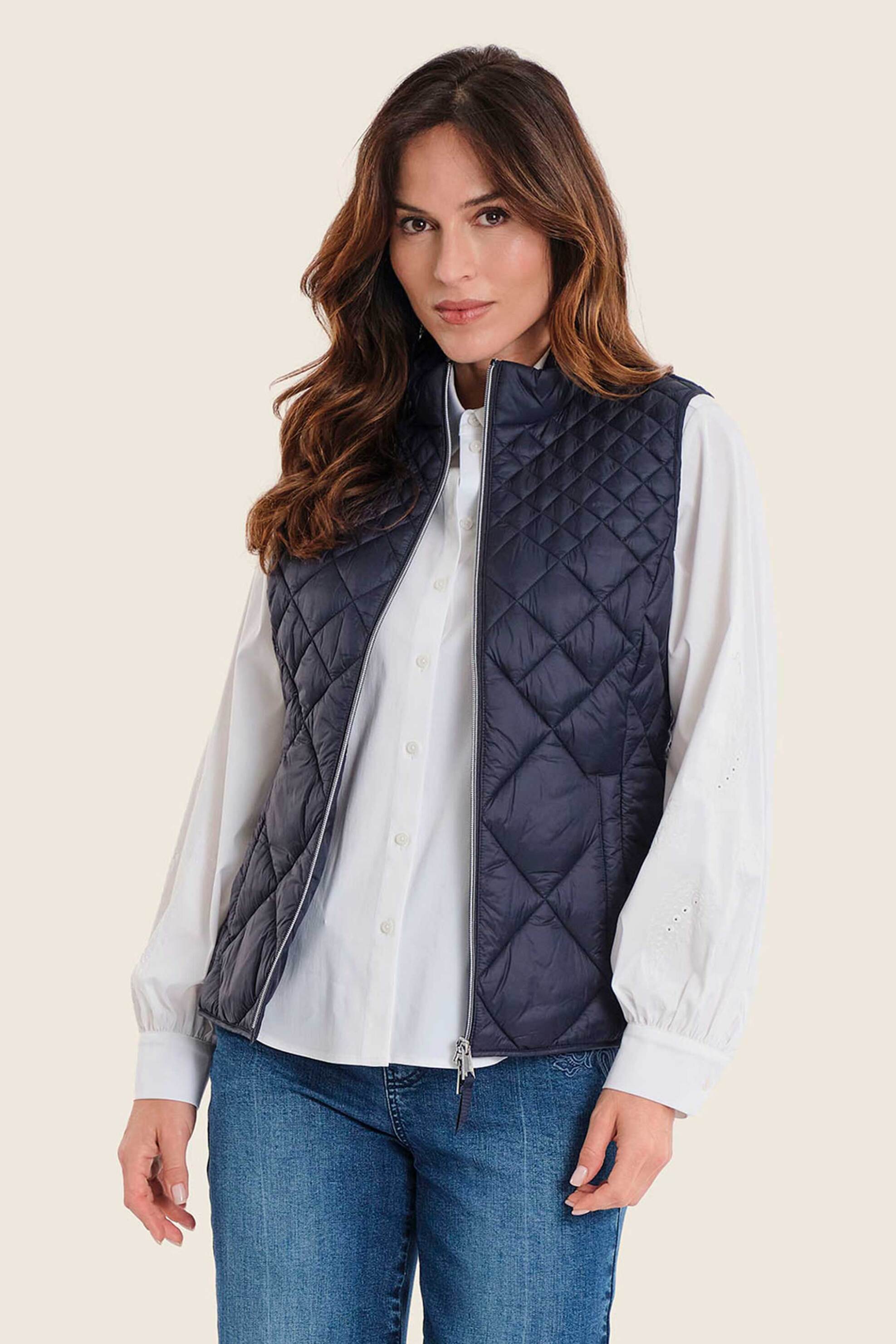 Gerry Weber γυναικείο αμάνικο μπουφάν με καπιτονέ σχέδιο και ψηλό λαιμό - N74770734038 Μπλε Σκούρο