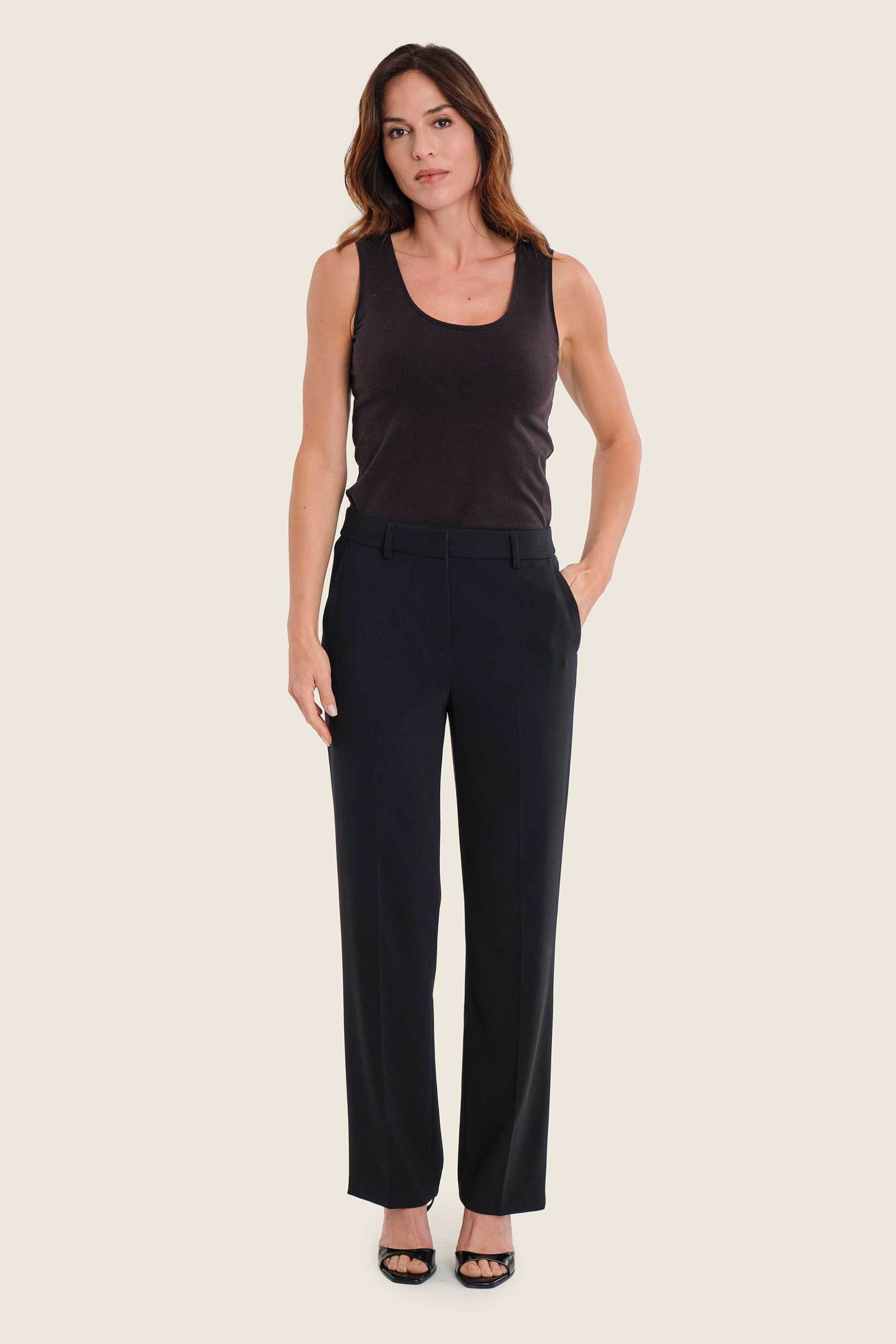 Gerry Weber γυναικείο παντελόνι μονόχρωμο Straight Fit - N77022120038 Μαύρο