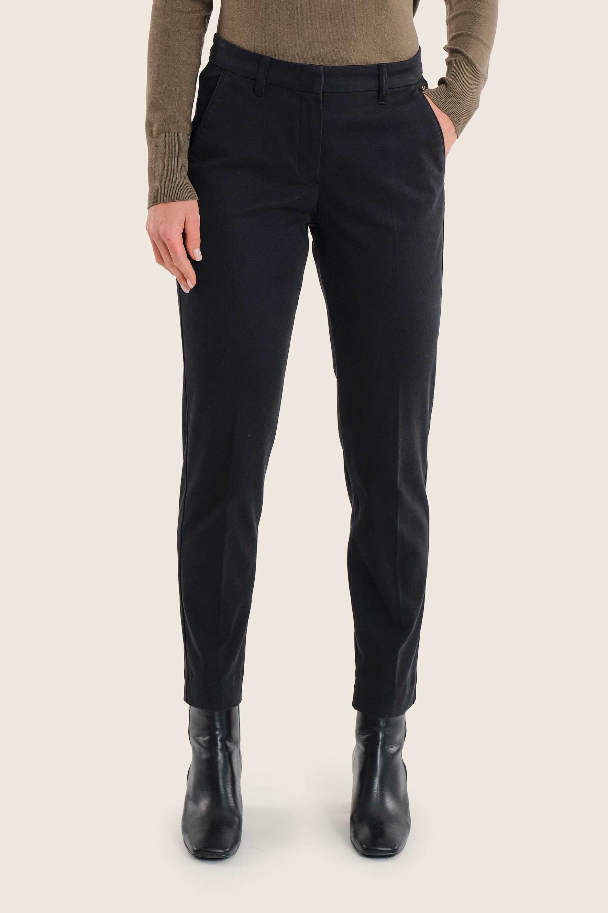 Gerry Weber γυναικείο παντελόνι chino Straight Fit - N77035120038 Μαύρο