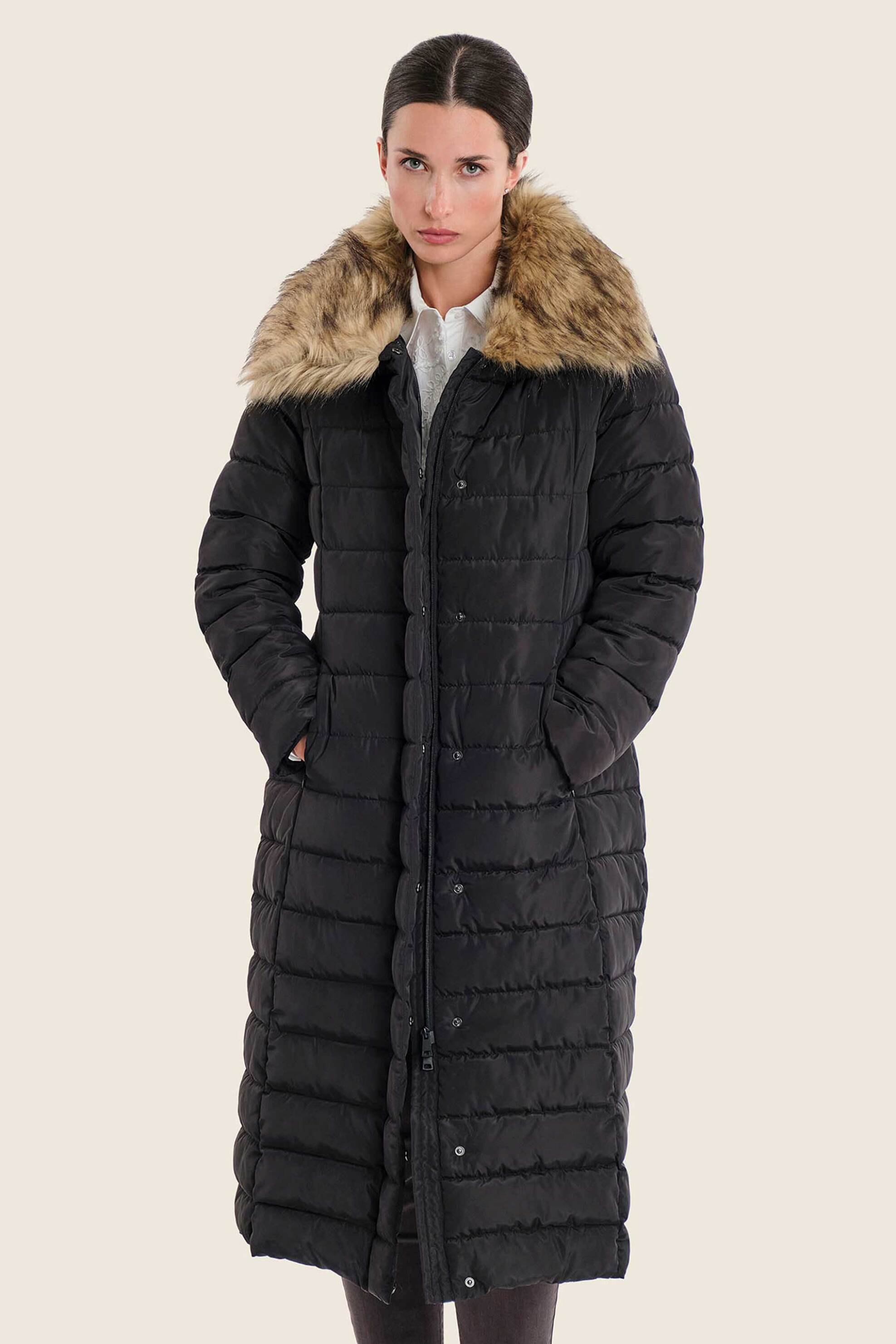 GERRY WEBER Gerry Weber γυναικείο μακρύ μπουφάν με καπιτονέ σχέδιο και γιακά από faux γούνα - N78111120038 Μαύρο
