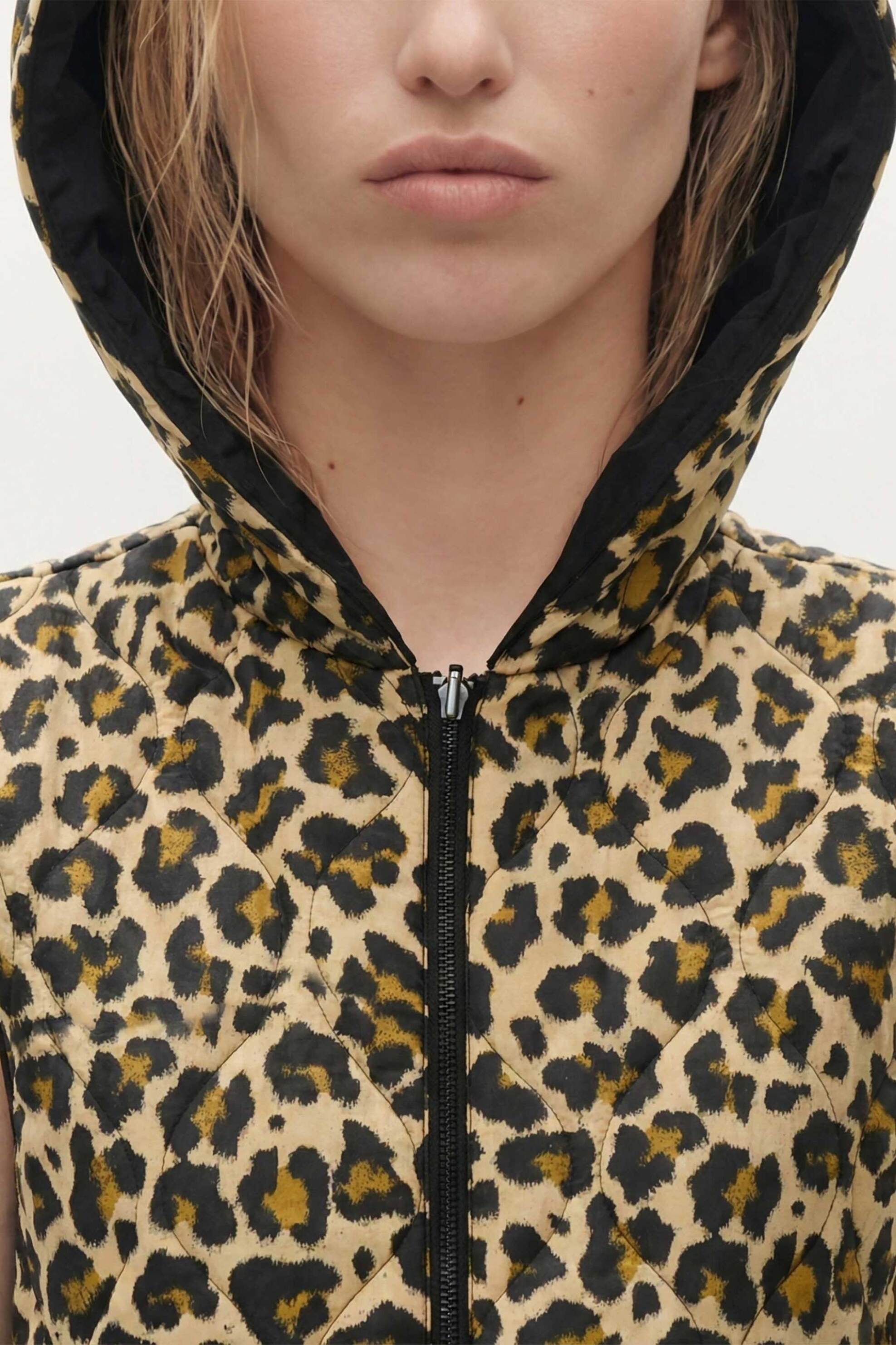 THE COLD WAVE The Cold Wave γυναικείο jacket αμάνικο με leopard print "Nelson" - Nelson TN07 Leo Μπεζ - 2