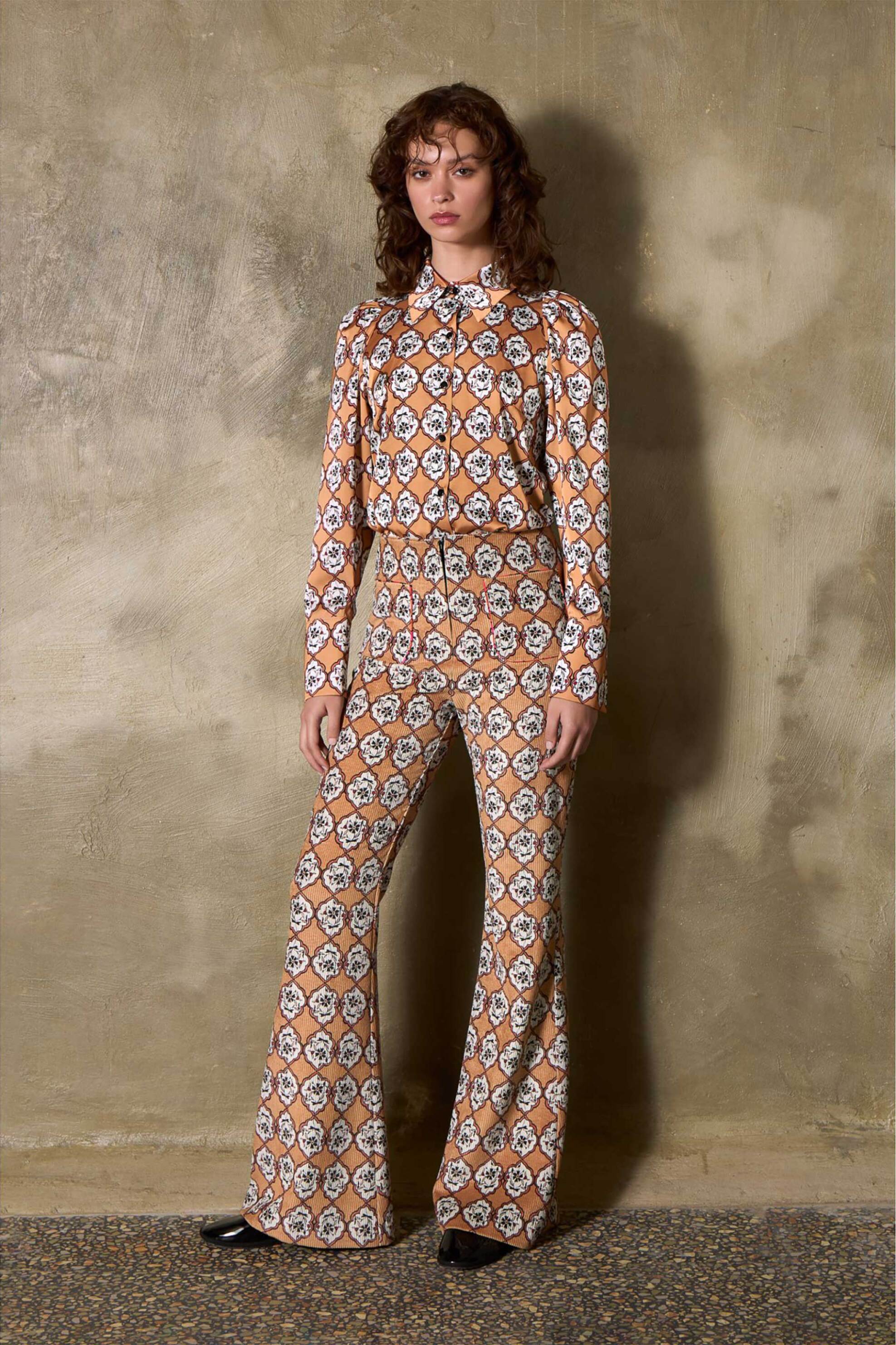 The Artians γυναικείο πουκάμισο με all-over print Slim Fit 